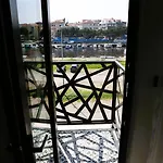 Aybek Ratio Hotel